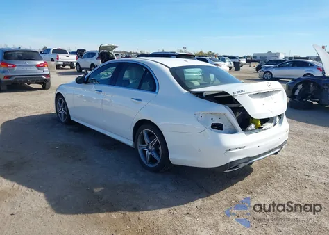 2017 Mercedes-Benz E 300 из США, поврежденный, VIN WDDZF4JB1HA023697